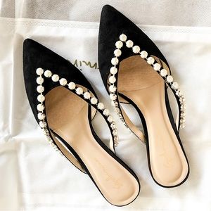 Anthroplogie Guilhermina Black Suede Pearl Flats